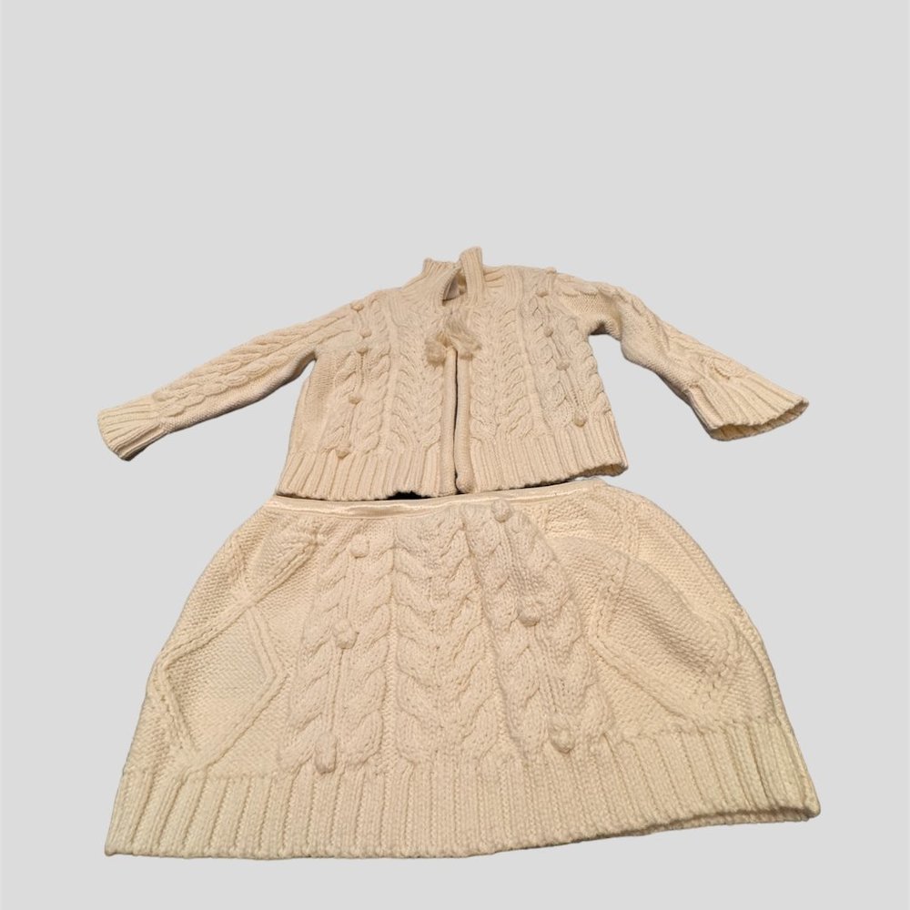 Tommy Hilfiger 100% cotton size 3-6 months cable knit 2 piece sweater and skirt
